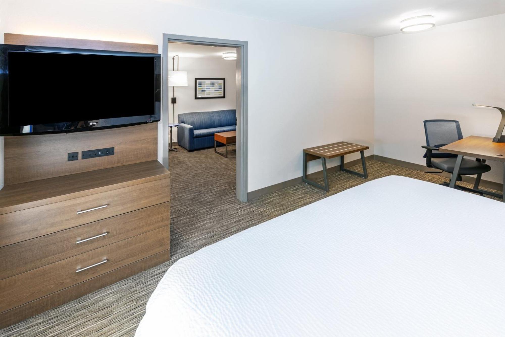 Holiday Inn Express & Suites Sulphur - Lake Charles By Ihg Екстер'єр фото