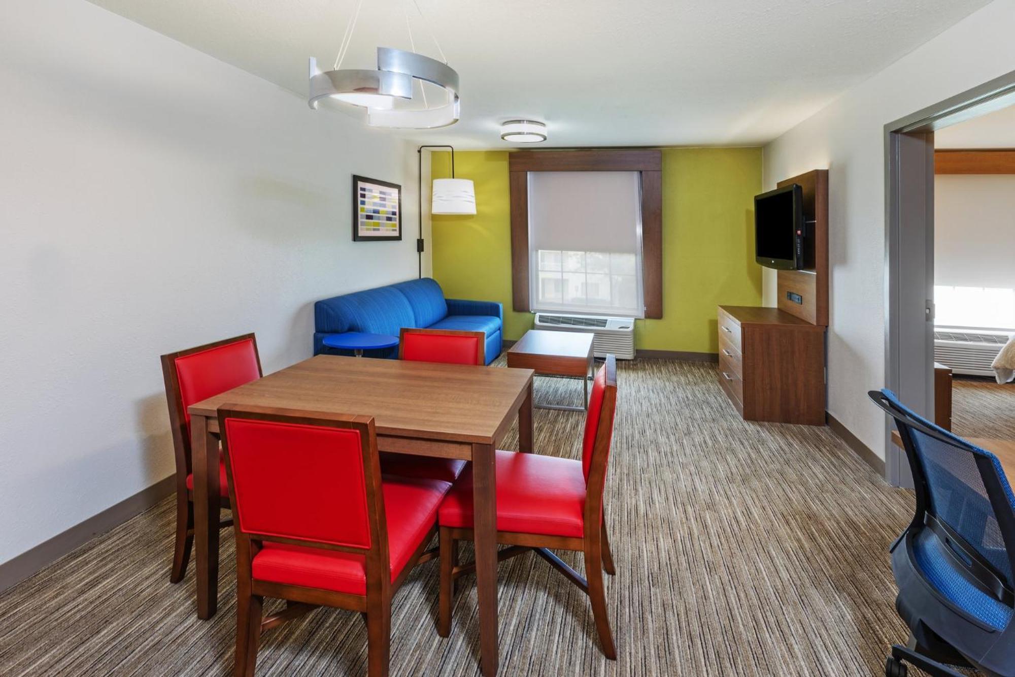 Holiday Inn Express & Suites Sulphur - Lake Charles By Ihg Екстер'єр фото