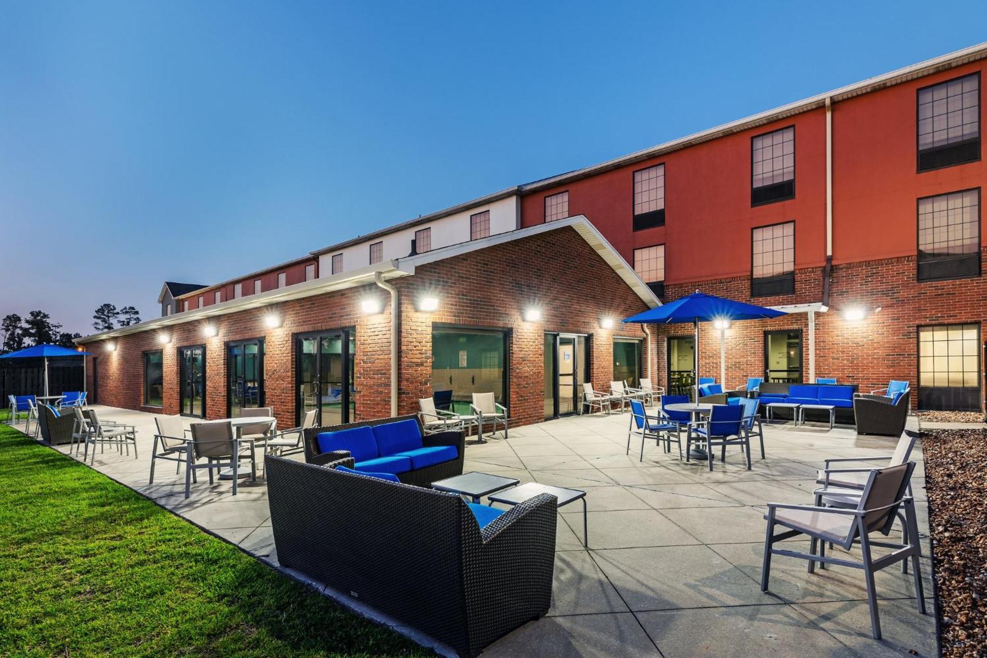 Holiday Inn Express & Suites Sulphur - Lake Charles By Ihg Екстер'єр фото