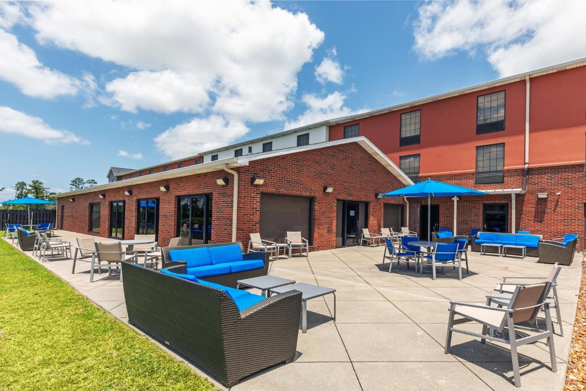 Holiday Inn Express & Suites Sulphur - Lake Charles By Ihg Екстер'єр фото