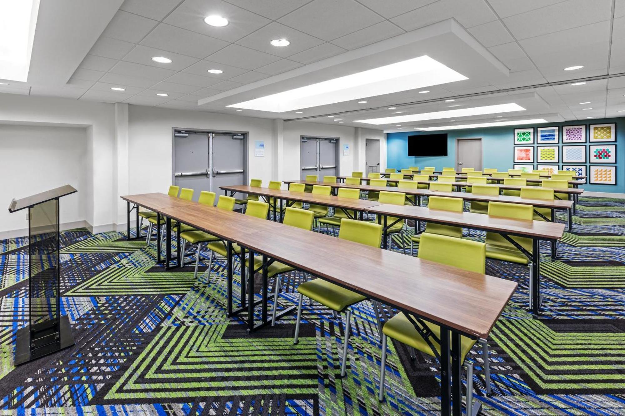 Holiday Inn Express & Suites Sulphur - Lake Charles By Ihg Екстер'єр фото