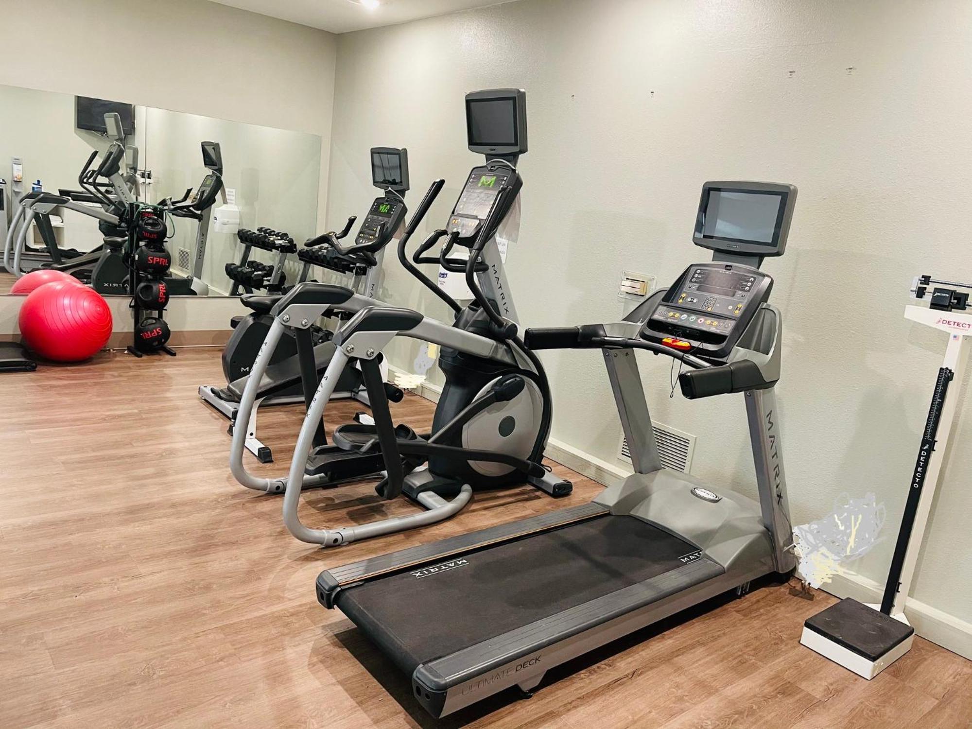 Holiday Inn Express & Suites Sulphur - Lake Charles By Ihg Екстер'єр фото